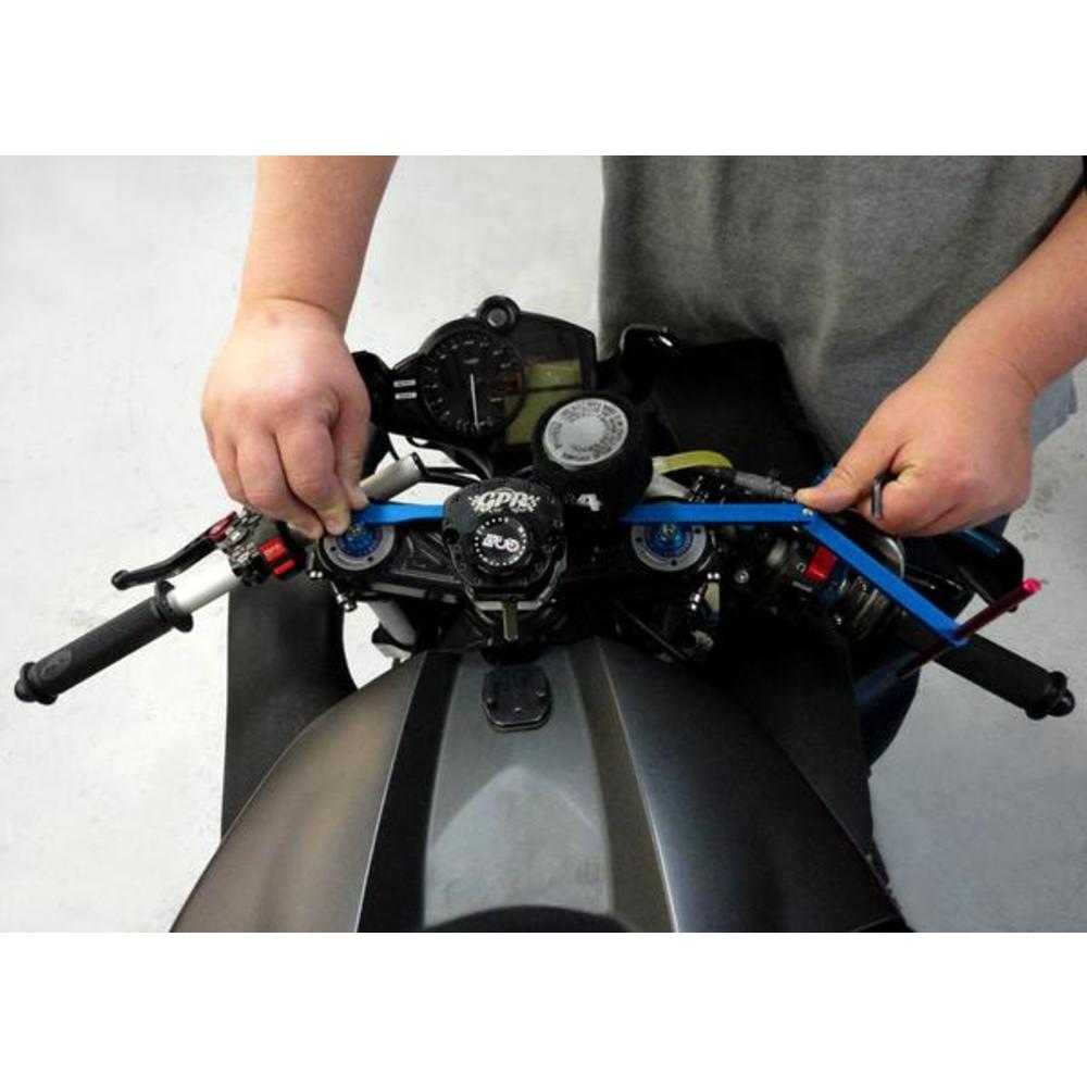 Clip On Handlebar Alignment Tool