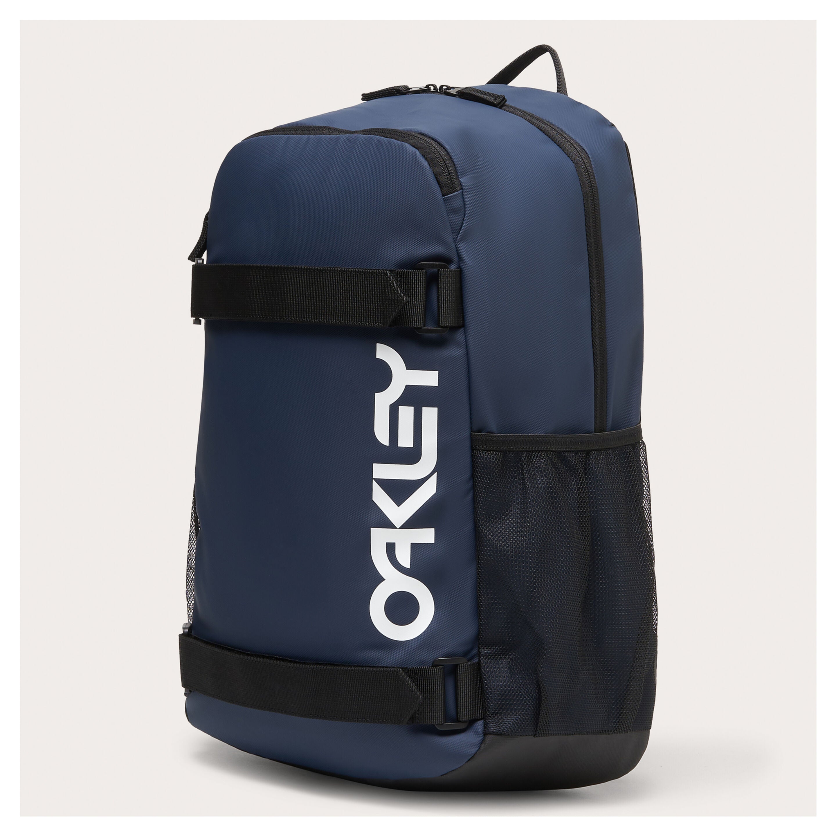 Oakley Freshman Skate 20L Backpack - Abyss/White