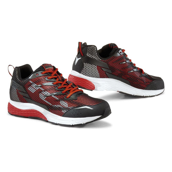 TCX PADDOCK RED/BLACK Hover Image