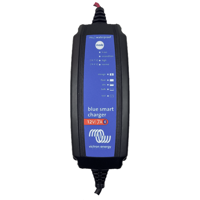 BAT3 - BLUE SMART CHARGER 12V 7A Hover Image