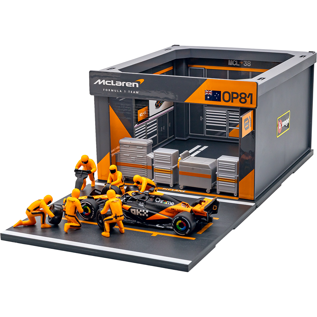 MOD488 - 1.43 MCLAREN F1 PIASTRI PIT PASS PLAY SET