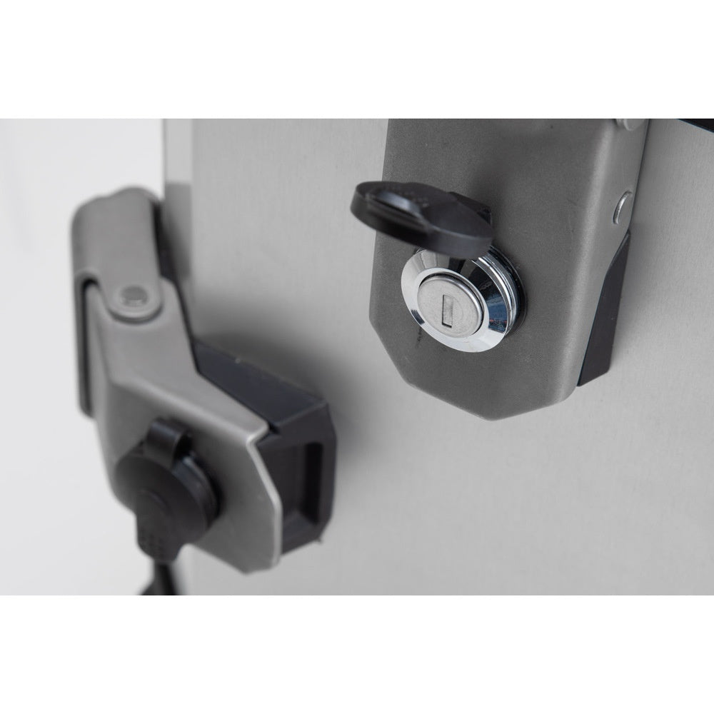 TRAX lock set. 2 locks / 2 keys. Simultaneous locking.