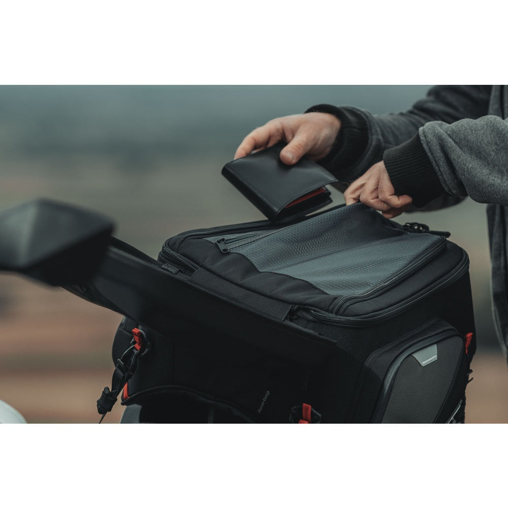 PRO Rearbag tail bag. 1680D Ballistic Nylon. Black/Anthracite. 22-34 l.