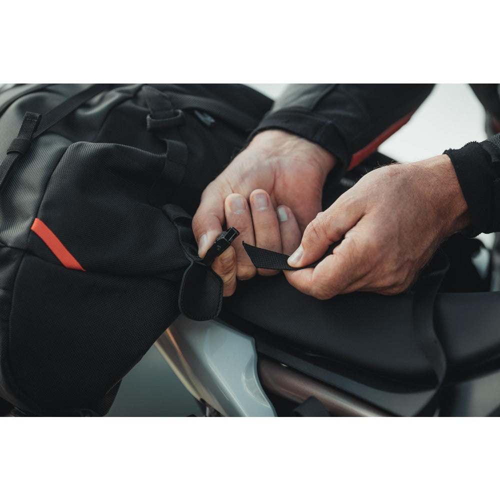 PRO Cargobag tail bag. 1680D Ballistic Nylon. Black/Anthracite. 50 l.
