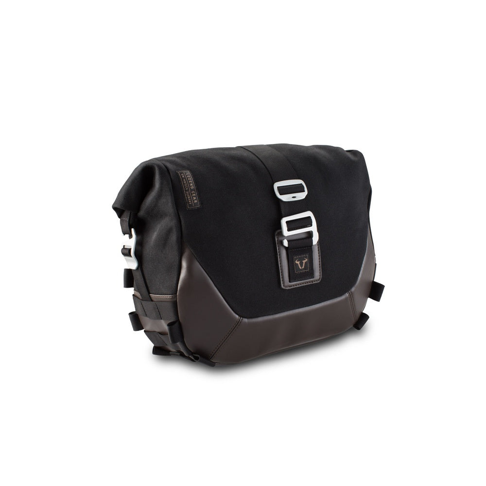Legend Gear side bag LC1. 9.8 l. For left SLC side carrier.