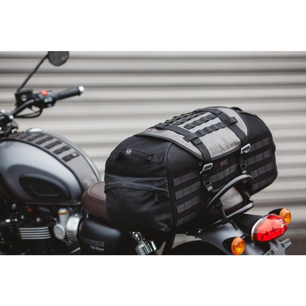 Legend Gear tail bag LR2. 48 l. Splash-proof.
