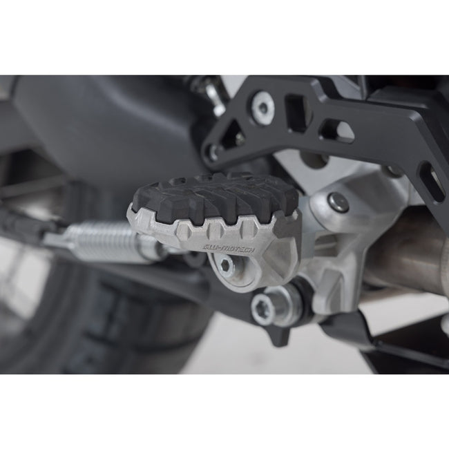 EVO footrest kit. Ducati Multistrada V4 / V2, DesertX. (FRS.22.112.10201) Hover Image