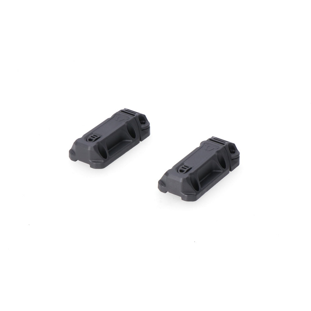 BLAZE saddlebag mounting set. With base and plug. No supports. Black.