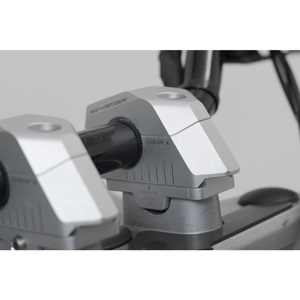 Bar back variable for diam22 handlebars. H=25mm. Back 5/10/15/20/25/30 mm. Silver.