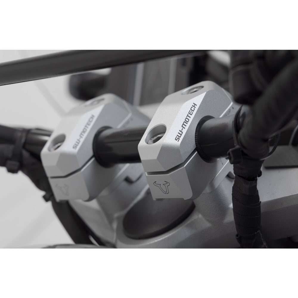 Bar back variable for diam22 handlebars. H=25mm. Back 5/10/15/20/25/30 mm. Silver.