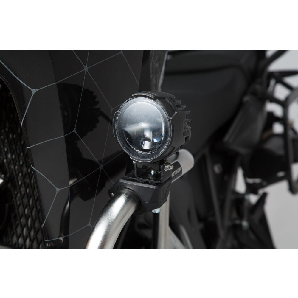 EVO fog light set Universal. Black. With crash bar clamps for lights.
